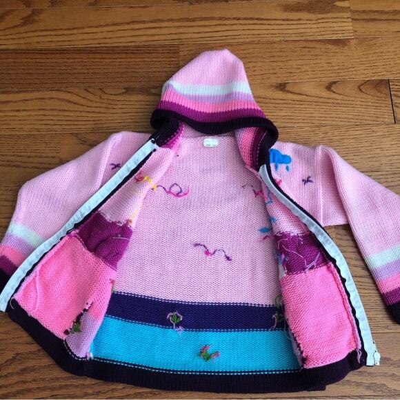 Embroidered Nature appliqués Pink Maroon Color blocked hooded sweater Girl’s 4 - Picture 6 of 11